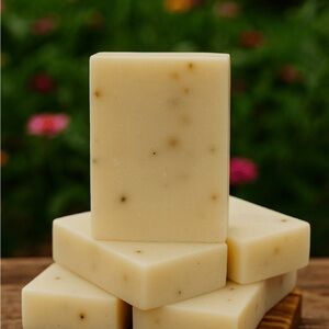 Natural Homemade Eucalyptus & Aloe Vera Cold Processed Soap Bar
